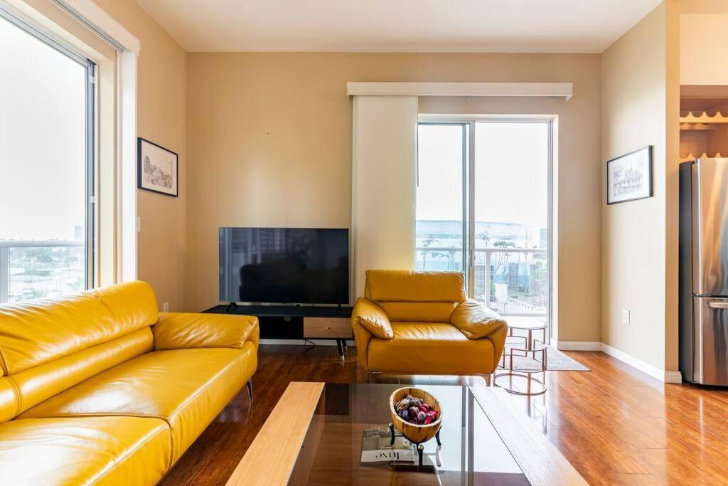 A Corner Unit With Ocean Views From Every Room 롱비치 외부 사진