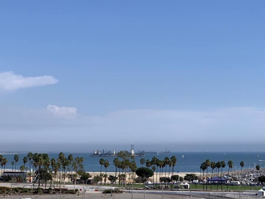 A Corner Unit With Ocean Views From Every Room 롱비치 외부 사진